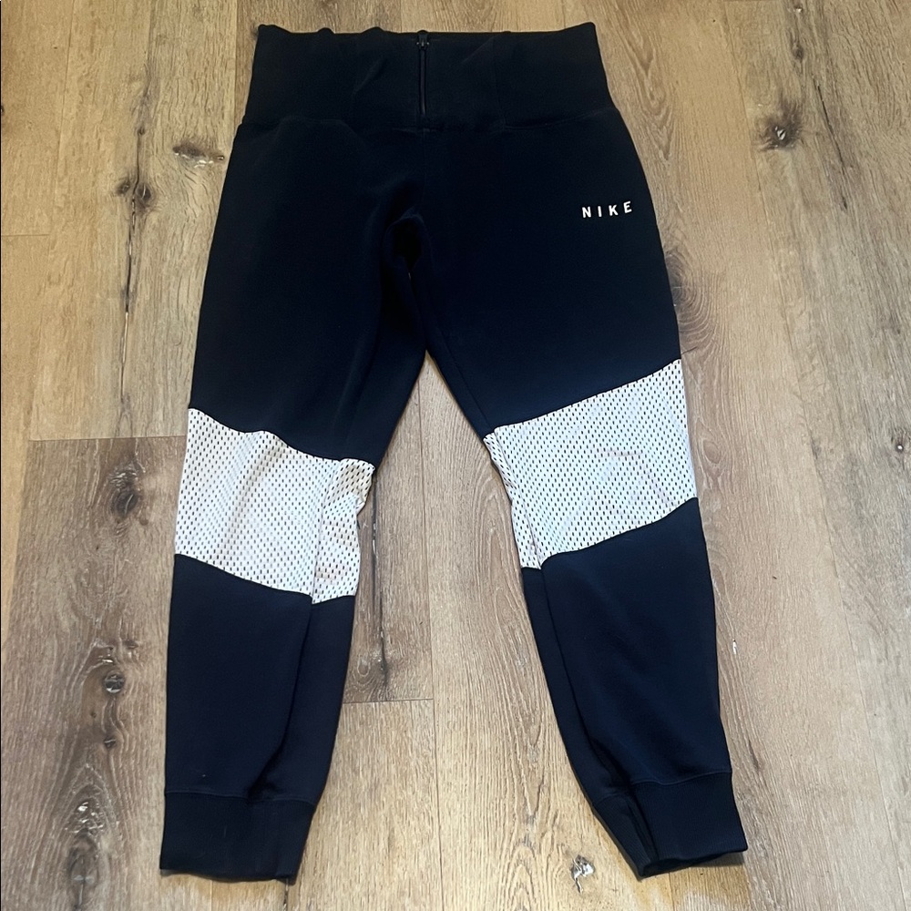 Nike Women’s front Zipper on high waist Black Joggers with White Mesh Large